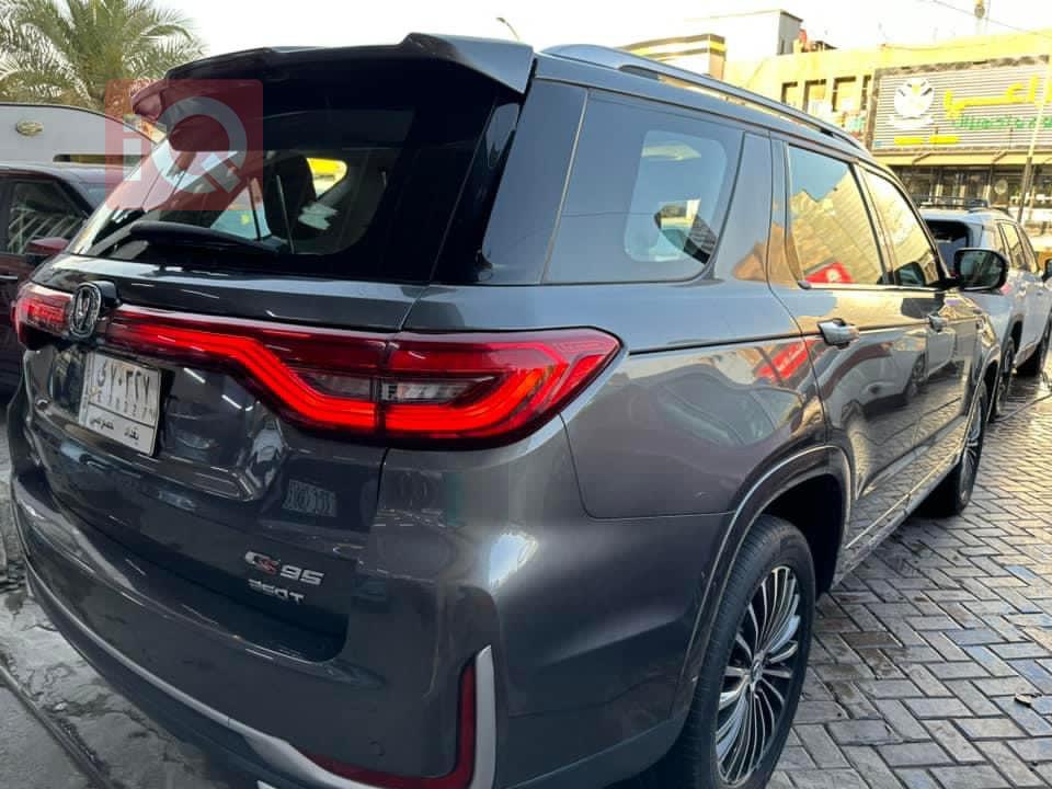 Changan CS95